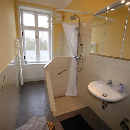 Herrenhaus Hohewarte *